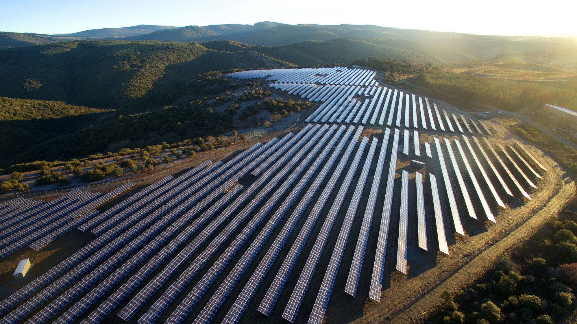 RES Solar Park Le Camazou Frankreich